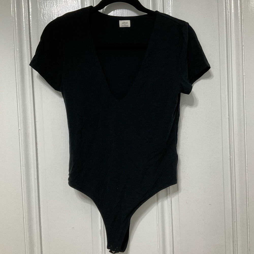 Wilfred Black V-Neck Coquette Bodysuit SzM